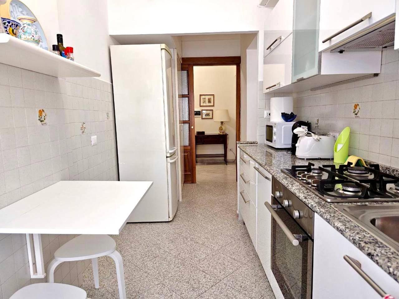 10 Minuti Da Stazione Trastevere Apartment